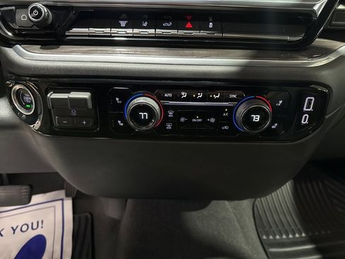 Used 2024 Chevrolet Silverado 2500 LTZ image 33