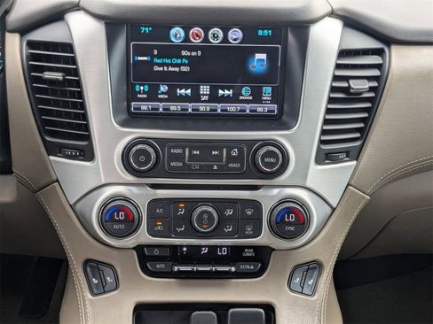 Used 2020 GMC Yukon XL SLT w/ HD Trailering Package image 20