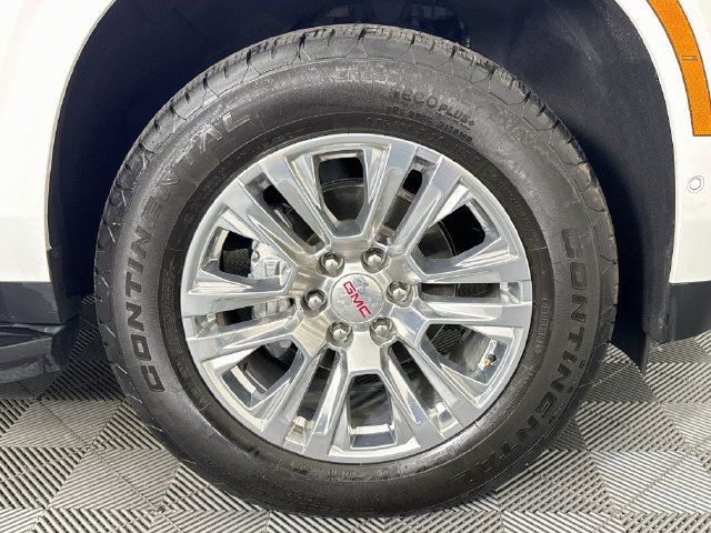 Used 2025 GMC Yukon Denali AWD/4WD image 28