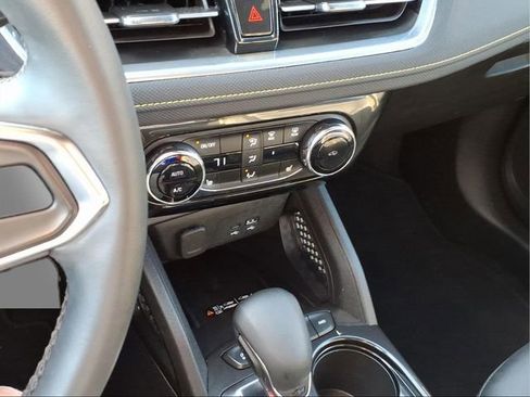 Used 2024 Chevrolet TrailBlazer ACTIV w/ Convenience Package image 23