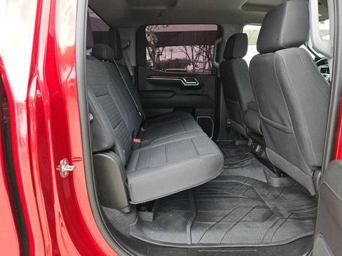 Certified 2023 Chevrolet Silverado 1500 LT w/ Z71 Off-Road Package image 25