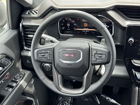New 2026 GMC Sierra 1500 AT4 w/ AT4 Premium Package AWD/4WD image 8