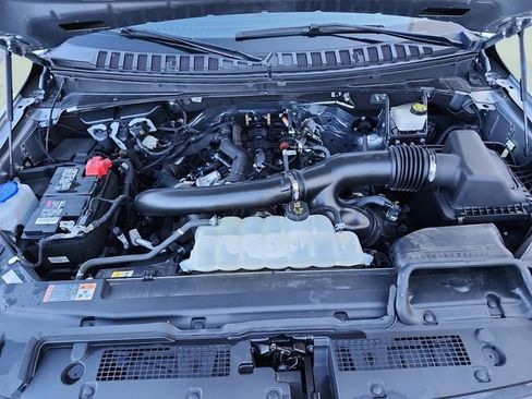 Used 2024 Ford Expedition Limited image 34