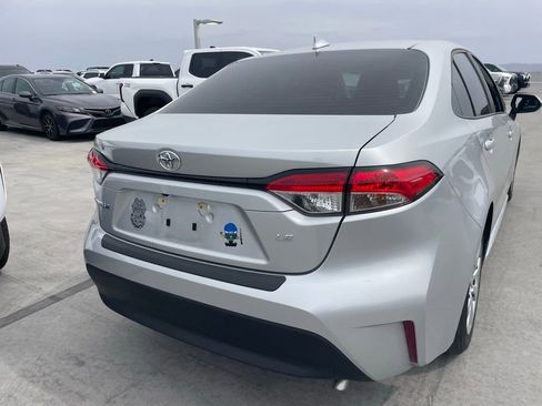 Used 2024 Toyota Corolla LE FWD image 4