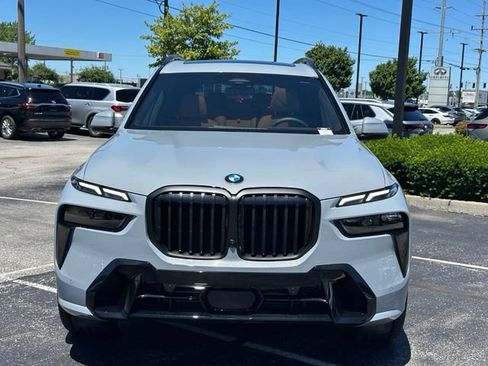 New 2026 BMW X7 xDrive40i w/ M Sport Package AWD/4WD image 5