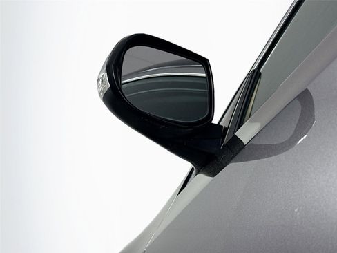 Used 2010 Acura TSX Sedan FWD image 5
