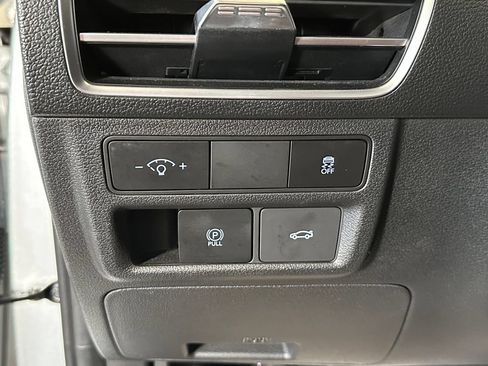 Used 2025 Hyundai Sonata SEL FWD image 18