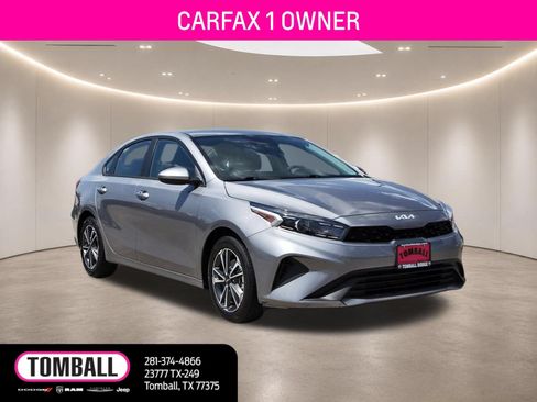 Used 2023 Kia Forte LXS FWD image 1