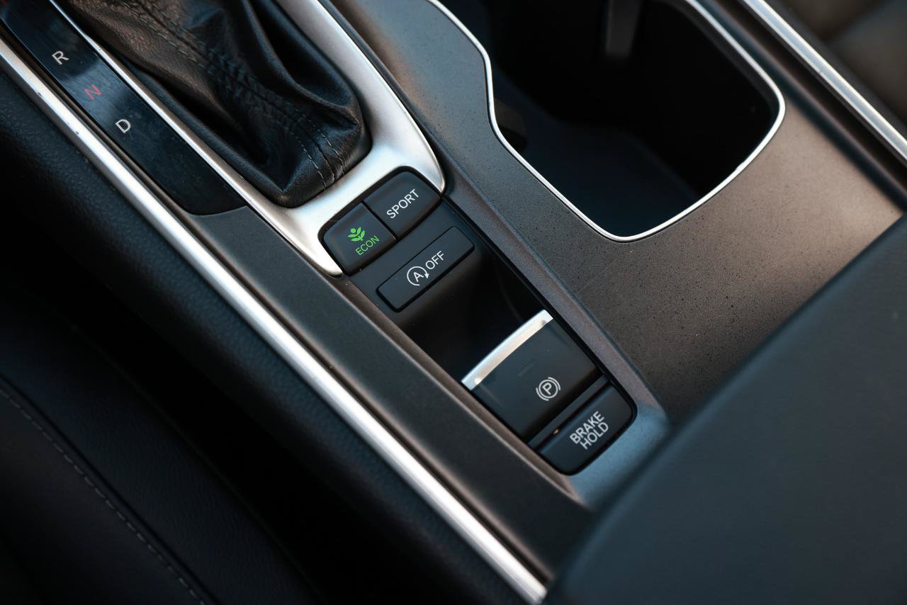 Used 2022 Honda Accord Sport image 40