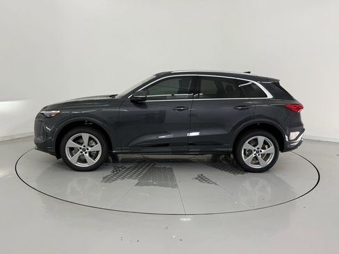 New 2025 Audi Q5 Premium Plus image 2