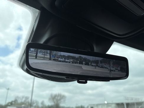 Used 2024 RAM 2500 Limited image 20