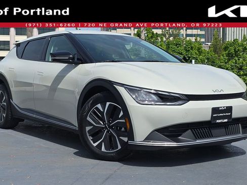Certified 2024 Kia EV6 Light AWD/4WD image 1