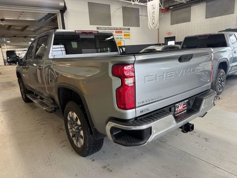 Used 2024 Chevrolet Silverado 2500 LT w/ Texas Edition image 7