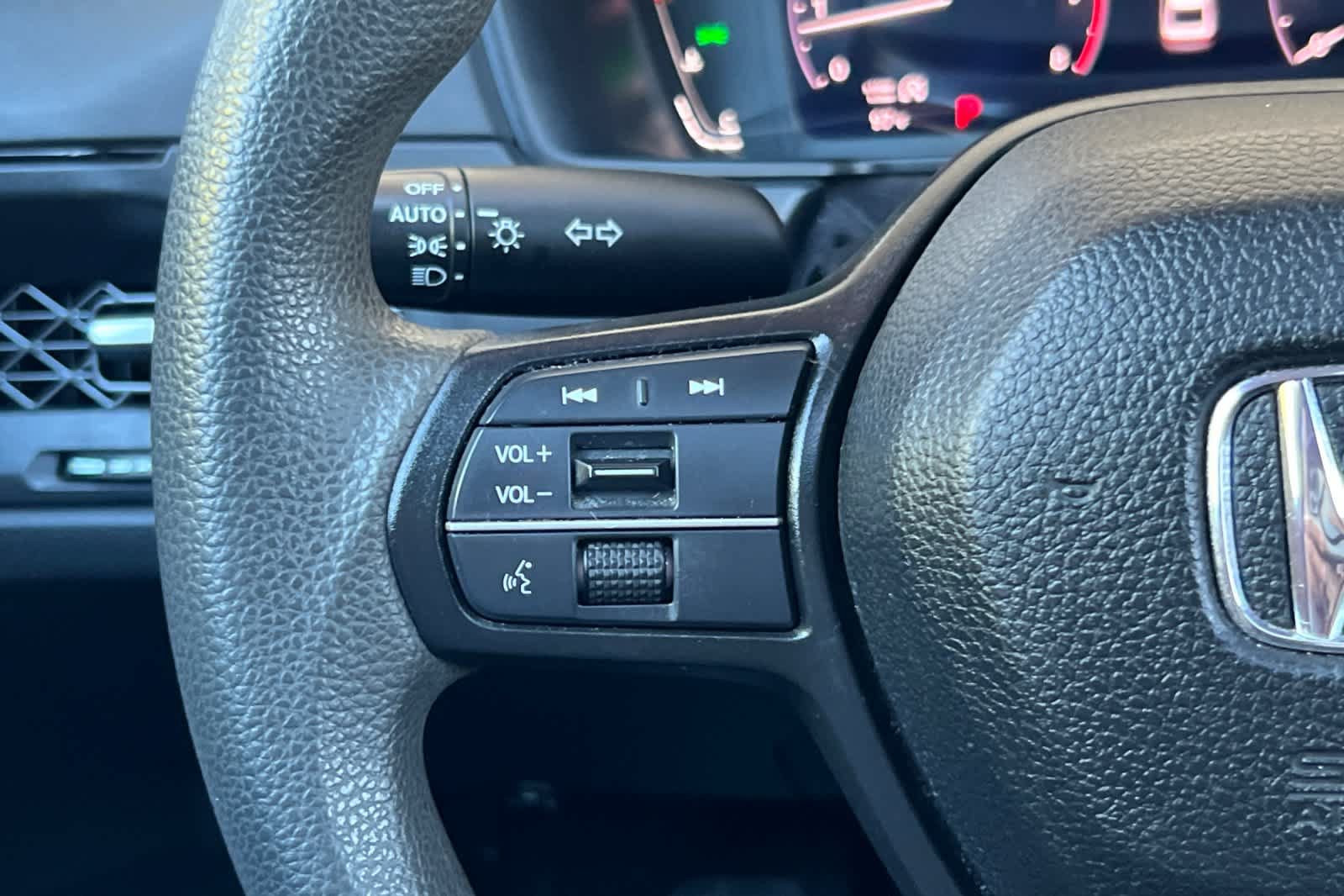 Used 2023 Honda Accord EX image 24