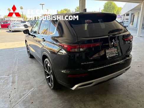 Used 2025 Mitsubishi Outlander SE AWD/4WD image 6