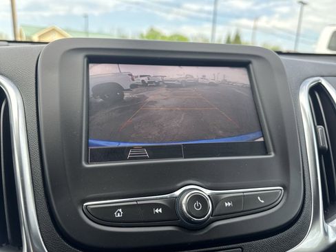 Used 2024 Chevrolet Equinox LT w/ LPO, Floor Liner Package AWD/4WD image 17