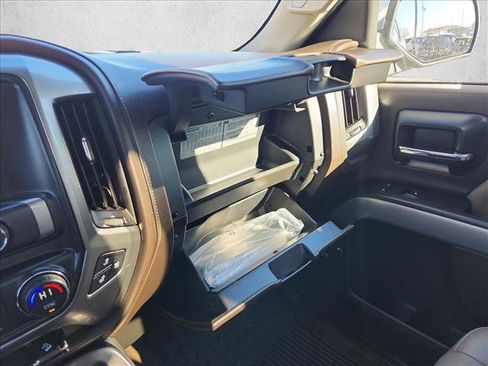 Used 2016 Chevrolet Silverado 1500 LTZ Z71 w/ LTZ Plus Package image 27