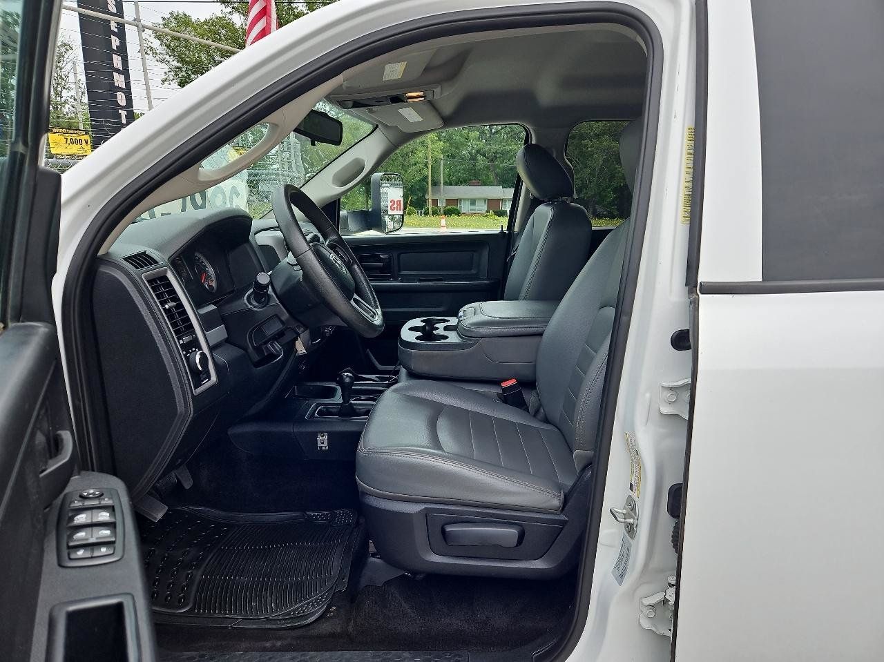 Used 2016 RAM 3500 Tradesman AWD/4WD image 10