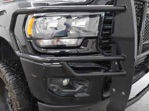 Used 2024 RAM 2500 Big Horn w/ Night Edition AWD/4WD image 21