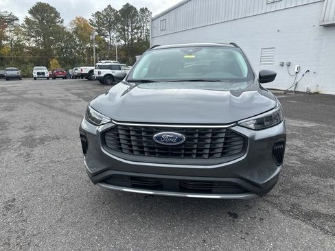 New 2025 Ford Escape Active w/ Tech Pack #1 image 8