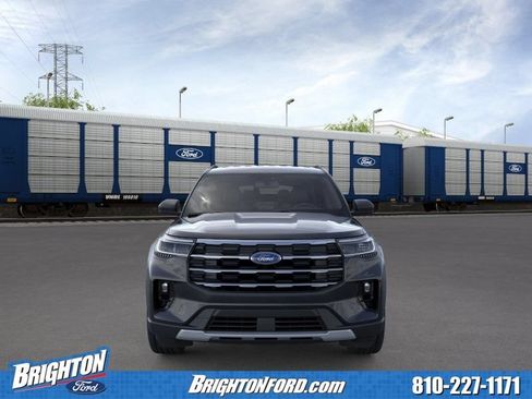 Used 2026 Ford Explorer Active w/ Active Comfort Package AWD/4WD image 5