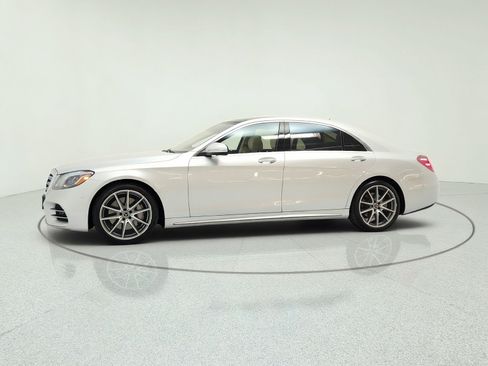 Used 2019 Mercedes-Benz S 560 Sedan image 8