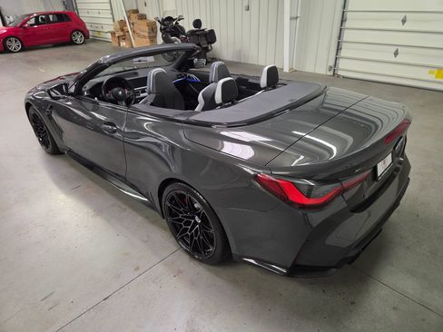 Used 2023 BMW M4 xDrive Competition AWD/4WD image 5