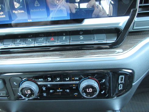 New 2026 Chevrolet Silverado 2500 LT w/ All Star Edition AWD/4WD image 33