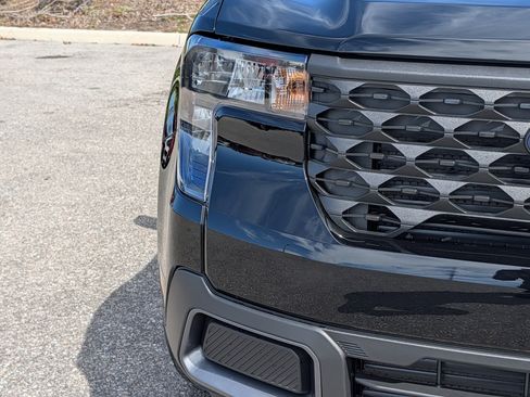 New 2026 Ford Maverick XLT image 10