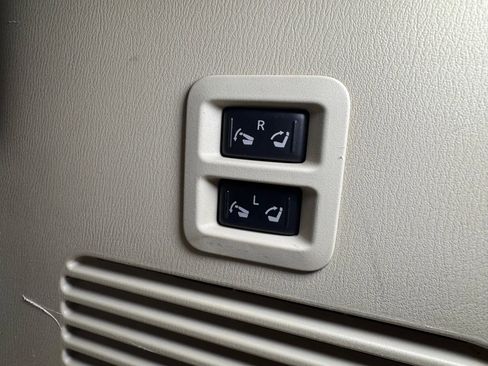 Used 2016 INFINITI QX80 4WD w/ Deluxe Technology Package image 44