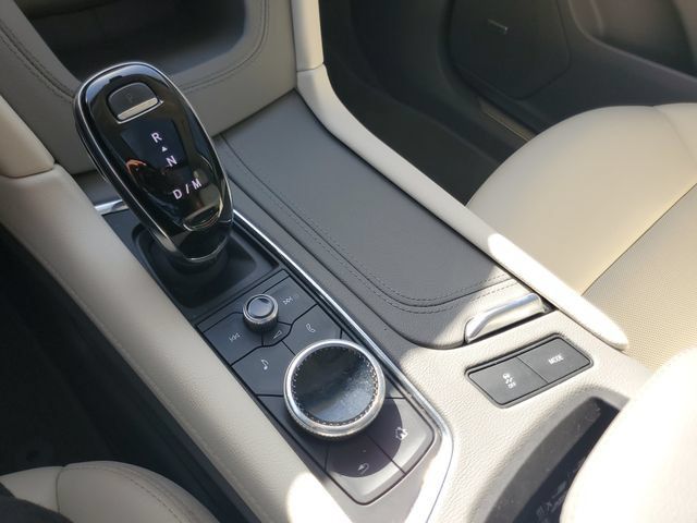 Used 2021 Cadillac XT5 Premium Luxury w/ LPO, Floor Liner Package FWD image 27