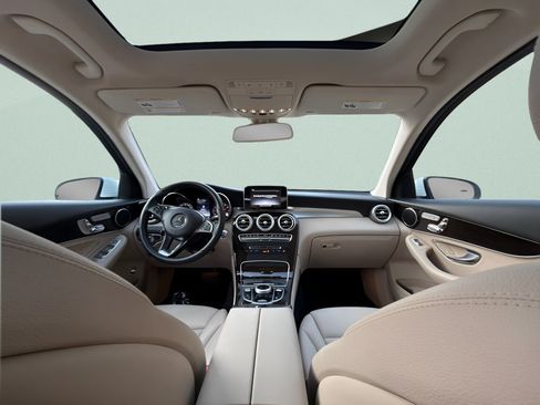 Used 2017 Mercedes-Benz GLC 300 image 14