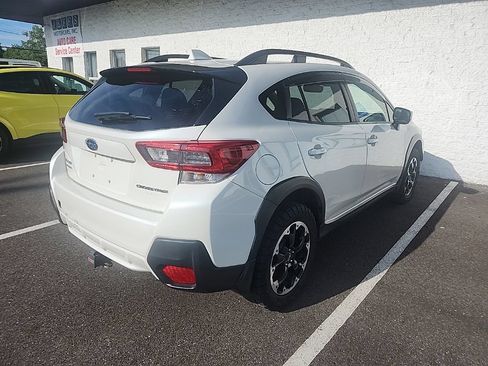 Used 2021 Subaru Crosstrek 2.0i Premium w/ Moonroof Package AWD/4WD image 3