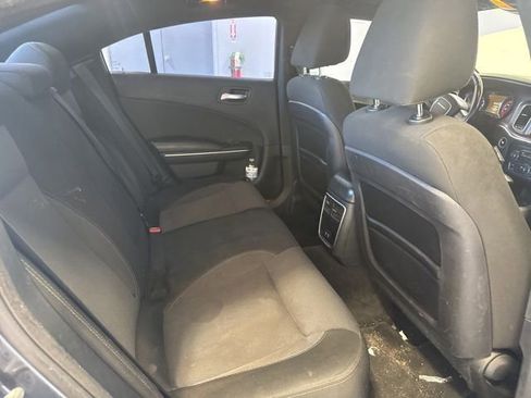 Used 2016 Dodge Charger SE RWD image 20