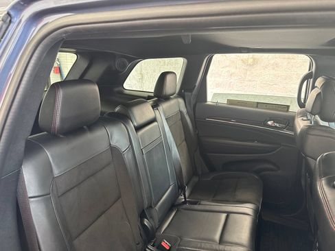 Used 2021 Jeep Grand Cherokee Trailhawk w/ Premium Lighting Group AWD/4WD image 41