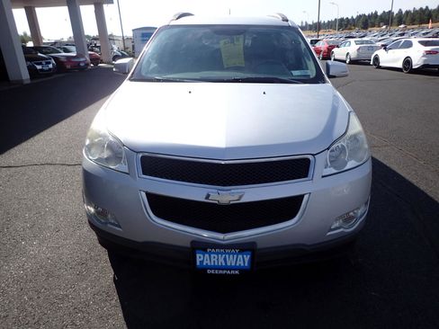 Used 2012 Chevrolet Traverse LT image 8
