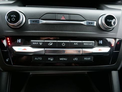 Certified 2025 Ford Escape Platinum AWD/4WD image 16