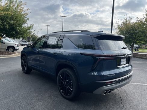 New 2026 Chevrolet Traverse LT image 8