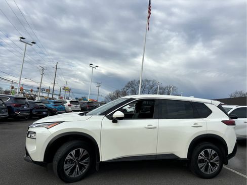 Used 2021 Nissan Rogue SV image 6