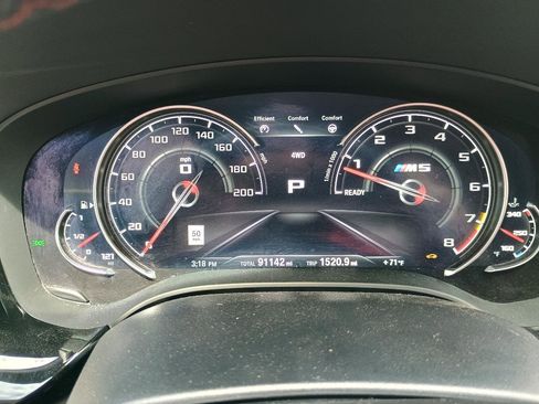 Used 2018 BMW M5 image 15