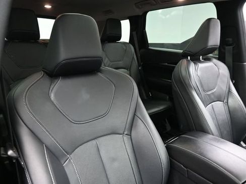 Used 2023 INFINITI QX60 Pure AWD/4WD image 28