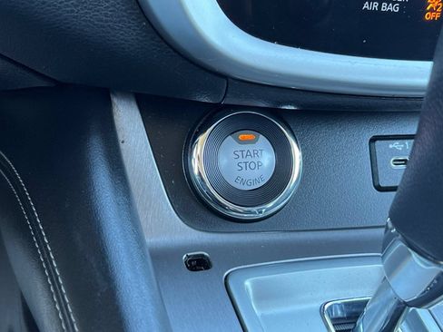 Used 2020 Nissan Murano SV AWD/4WD image 23