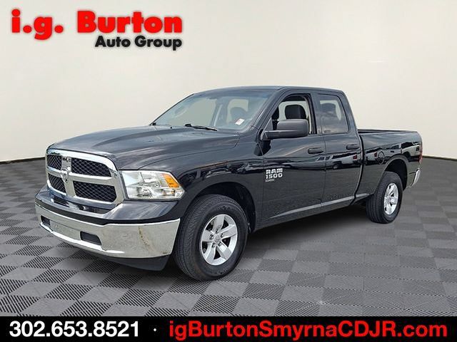 Used 2024 RAM 1500 Classic SLT AWD/4WD image 3