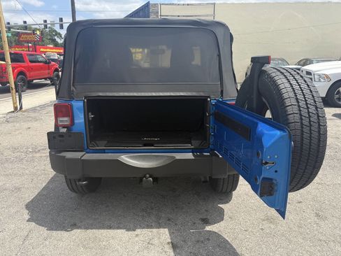 Used 2016 Jeep Wrangler Sport w/ Quick Order Package 23S image 13