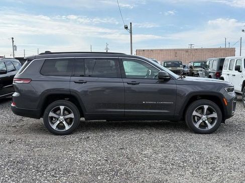 New 2026 Jeep Grand Cherokee L Limited AWD/4WD image 2