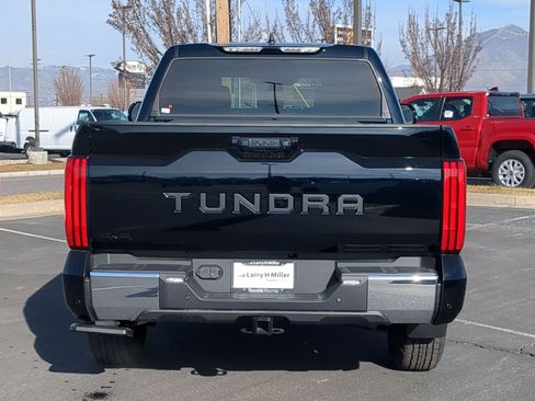 New 2026 Toyota Tundra SR5 w/ TRD Off-Road Package AWD/4WD image 4