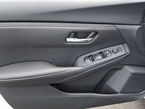 Used 2023 Nissan Sentra SV w/ Trunk Package FWD image 12