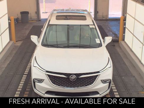 Used 2023 Buick Enclave Avenir w/ Avenir Technology Package FWD image 2