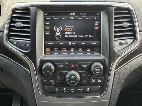 Used 2018 Jeep Grand Cherokee Limited w/ Trailer Tow Group IV AWD/4WD image 12