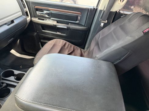 Used 2012 RAM 5500 SLT RWD image 16